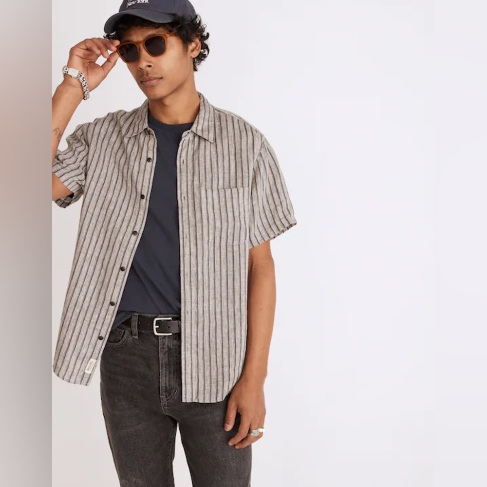 Madewell Men’s Linen Perfect Short Sleeve Shirt
